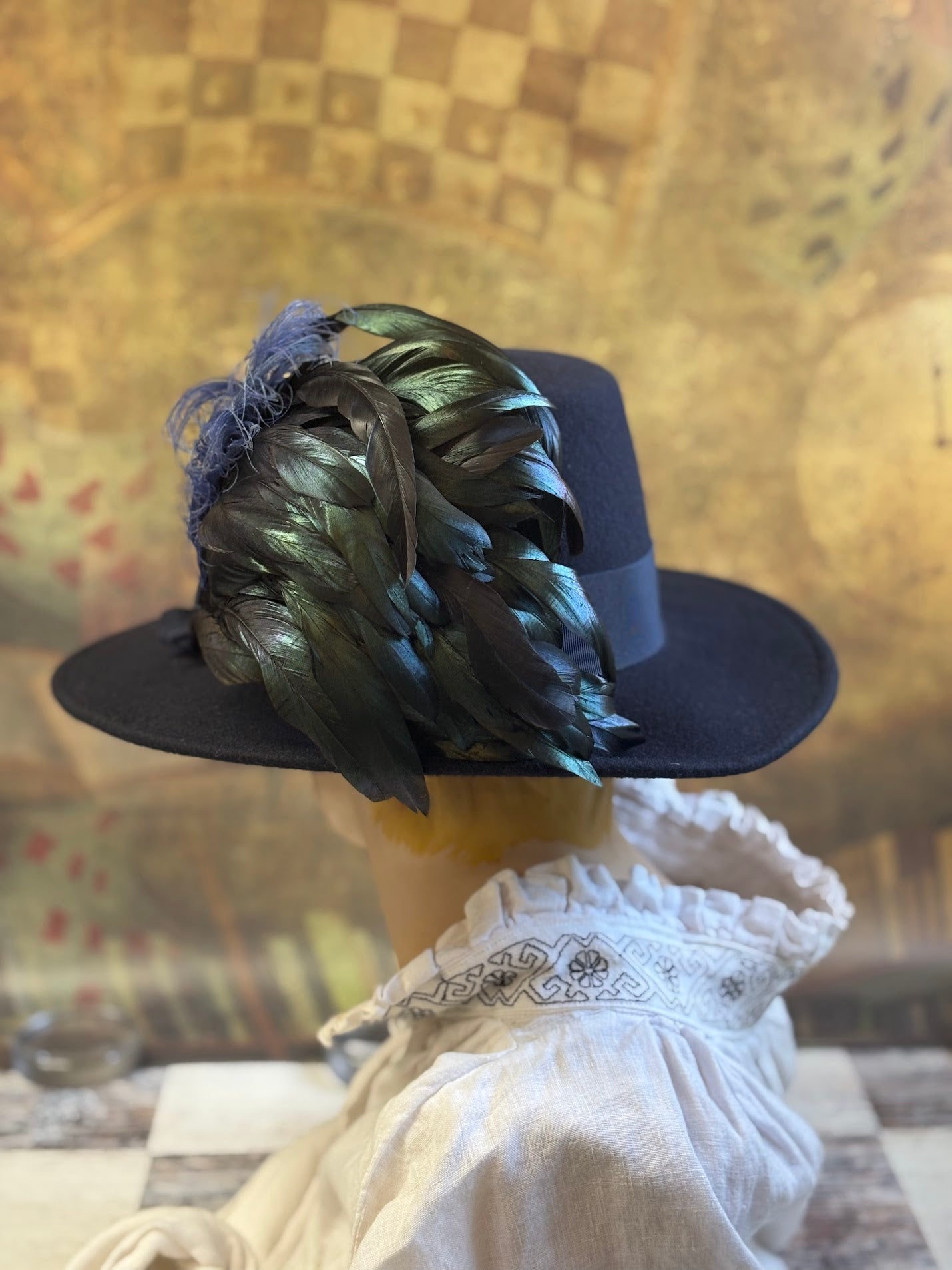 Illyria Renaissance Hat - midnight