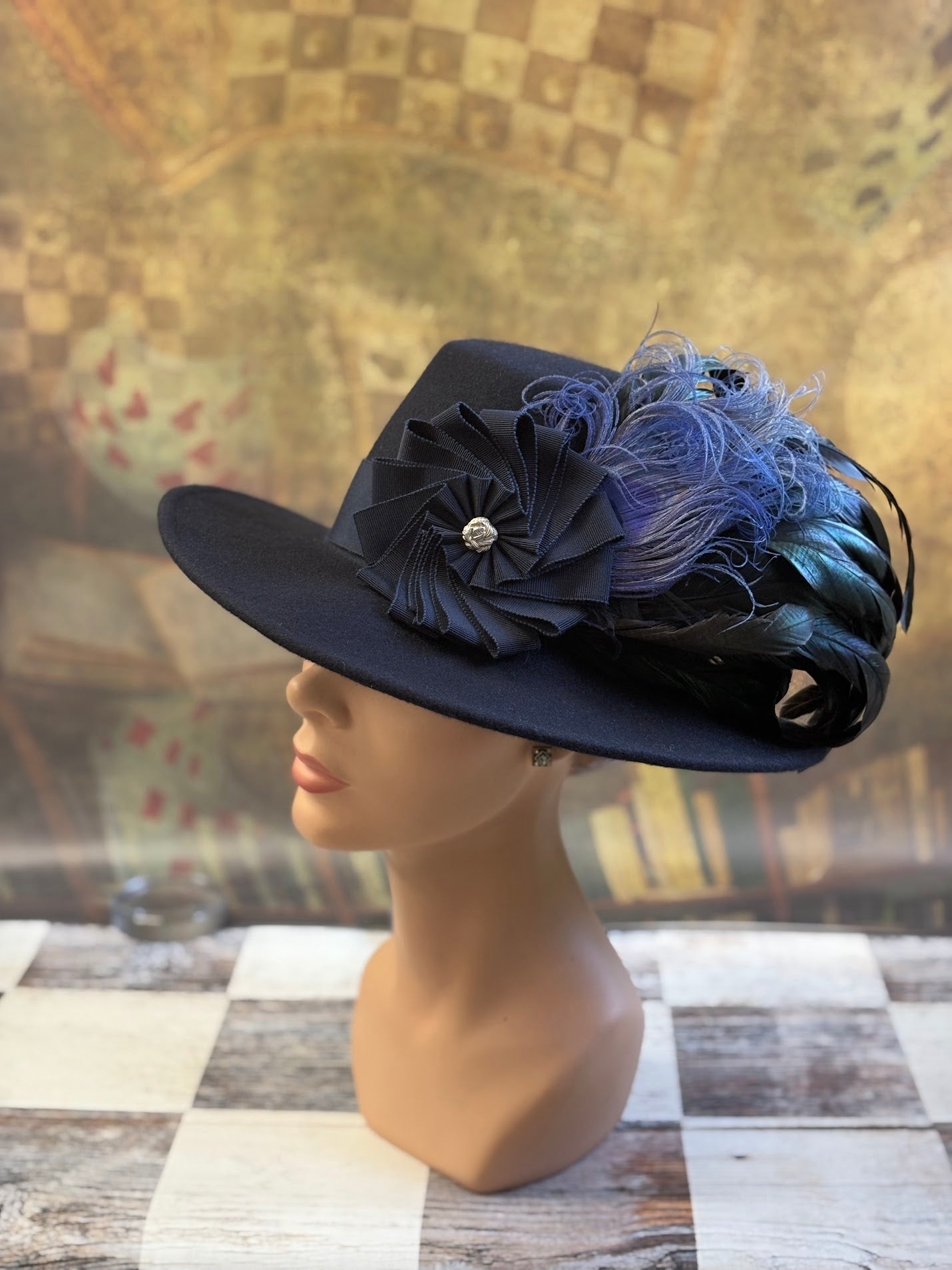 Illyria Renaissance Hat - midnight