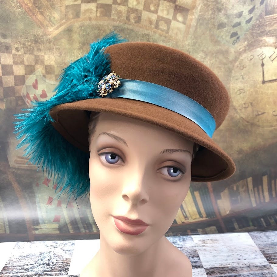 Navarre Hat, Elizabethan Renaissance hat in brown felt - in stock ready to ship