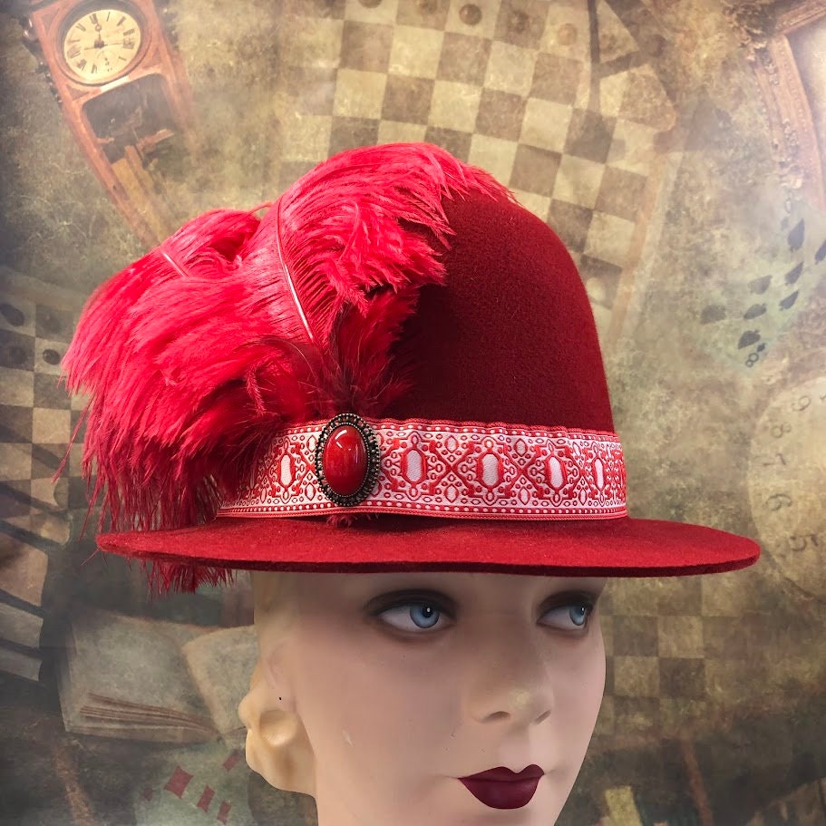 Windsor Hat, Elizabethan Renaissance Unisex Tall Dome Crown hat in Red Felt - in stock ready to ship