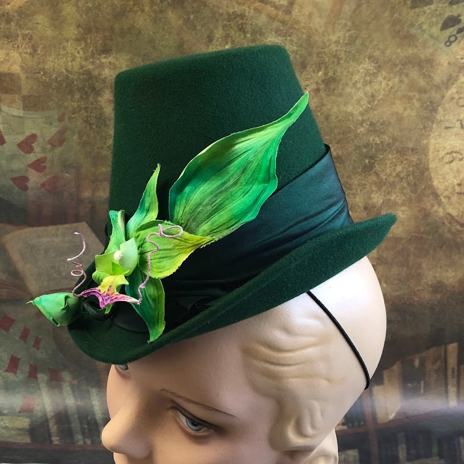 Antium hat, Renaissance Riding Hat with silk orchid